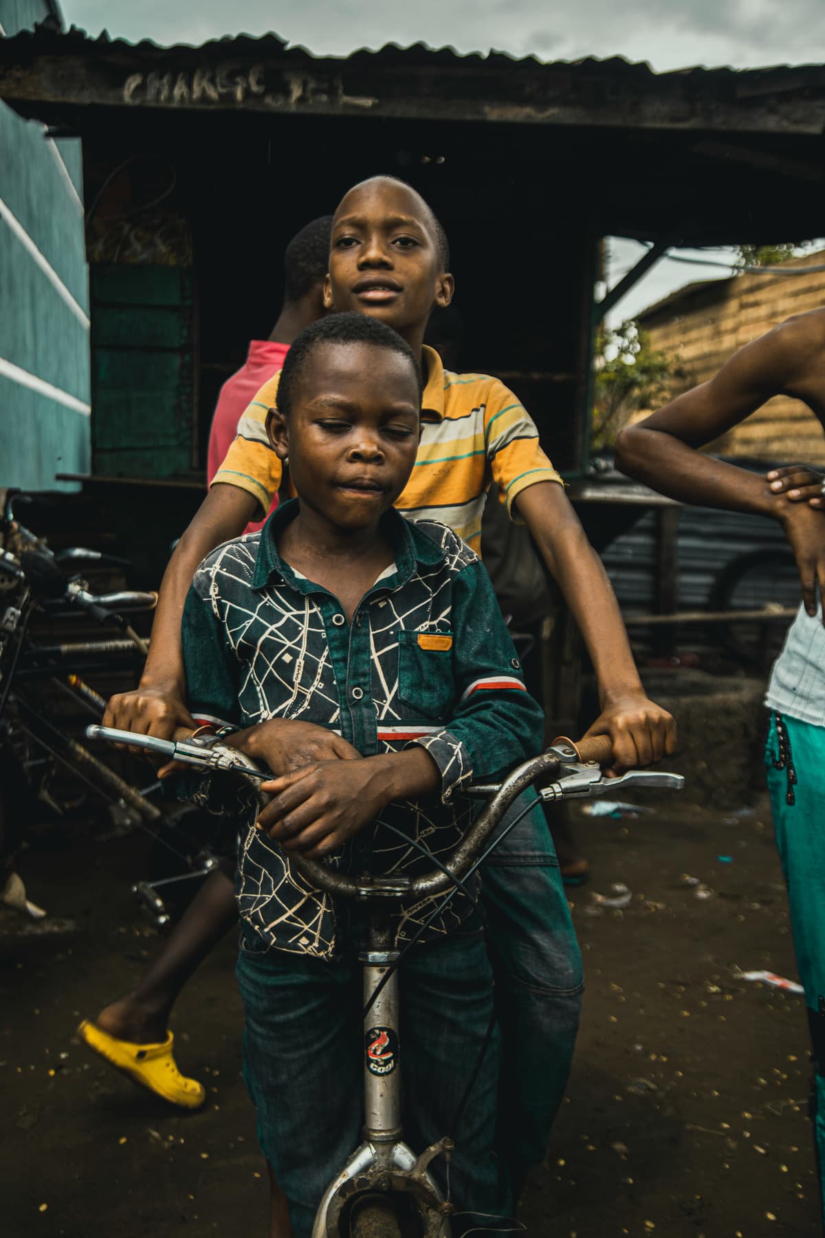 Foundation image - ler 329